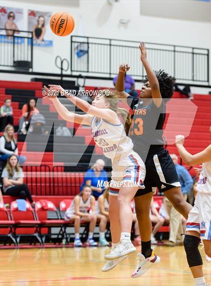 Thumbnail 1 in North Iredell vs Rocky River (North Iredell Holiday Classic) photogallery.