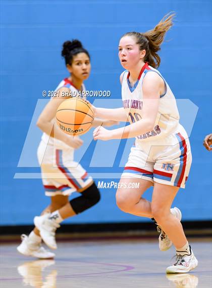 Thumbnail 3 in North Iredell vs Rocky River (North Iredell Holiday Classic) photogallery.