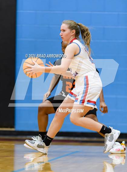 Thumbnail 3 in North Iredell vs Rocky River (North Iredell Holiday Classic) photogallery.