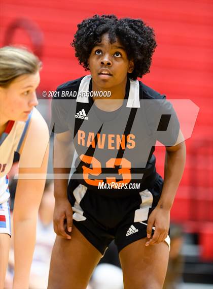 Thumbnail 3 in North Iredell vs Rocky River (North Iredell Holiday Classic) photogallery.