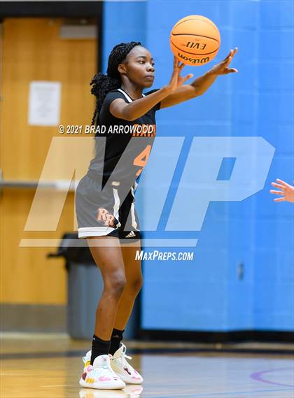 Thumbnail 1 in North Iredell vs Rocky River (North Iredell Holiday Classic) photogallery.
