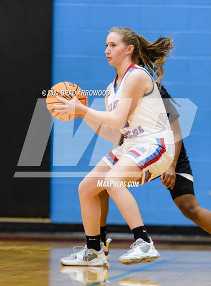 Thumbnail 1 in North Iredell vs Rocky River (North Iredell Holiday Classic) photogallery.