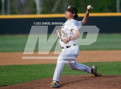 Thumbnail 2 in  Loyola @ Crespi photogallery.