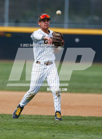 Thumbnail 2 in  Loyola @ Crespi photogallery.