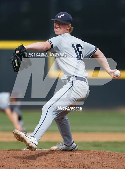 Thumbnail 1 in  Loyola @ Crespi photogallery.