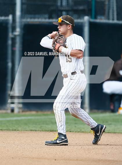 Thumbnail 3 in  Loyola @ Crespi photogallery.