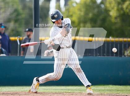 Thumbnail 3 in  Loyola @ Crespi photogallery.