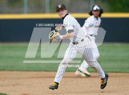 Thumbnail 1 in  Loyola @ Crespi photogallery.