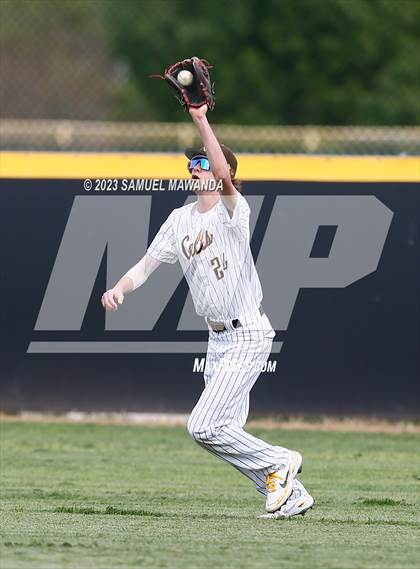 Thumbnail 2 in  Loyola @ Crespi photogallery.
