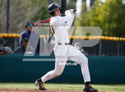 Thumbnail 3 in  Loyola @ Crespi photogallery.