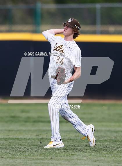 Thumbnail 2 in  Loyola @ Crespi photogallery.