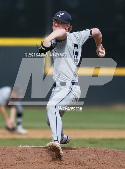 Thumbnail 2 in  Loyola @ Crespi photogallery.