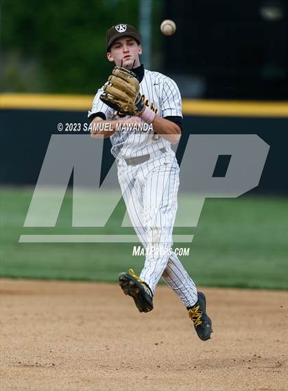 Thumbnail 3 in  Loyola @ Crespi photogallery.
