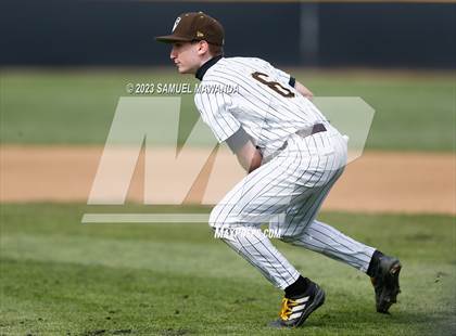 Thumbnail 3 in  Loyola @ Crespi photogallery.
