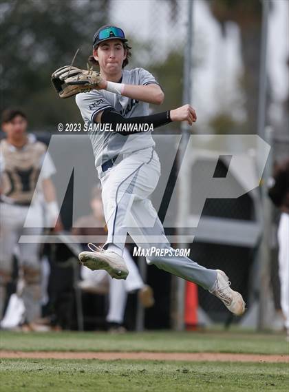 Thumbnail 3 in  Loyola @ Crespi photogallery.