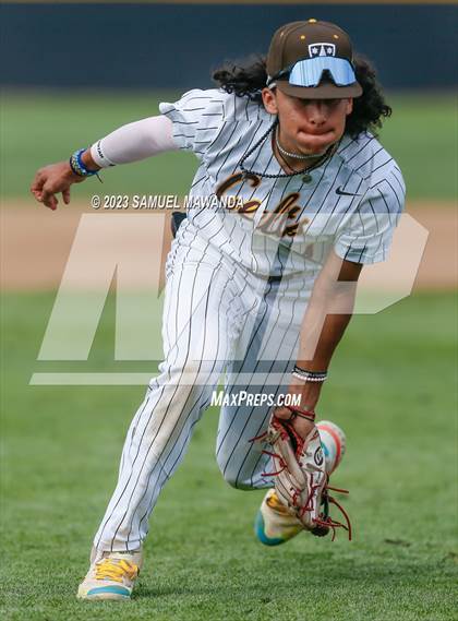 Thumbnail 2 in  Loyola @ Crespi photogallery.