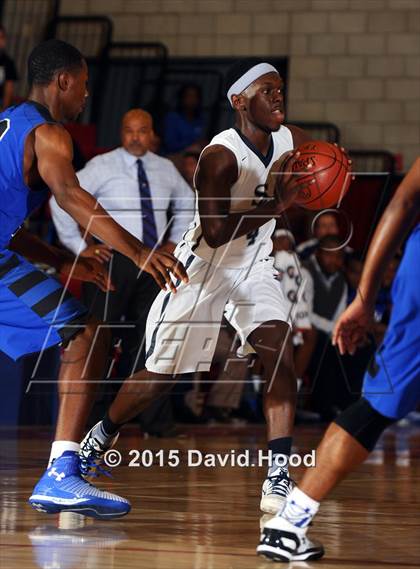 Thumbnail 3 in Price vs Sierra Canyon (CIF SoCal Regional D5 Final) photogallery.