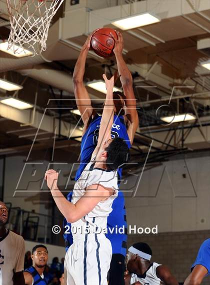 Thumbnail 2 in Price vs Sierra Canyon (CIF SoCal Regional D5 Final) photogallery.