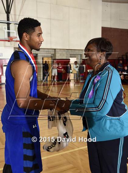 Thumbnail 3 in Price vs Sierra Canyon (CIF SoCal Regional D5 Final) photogallery.