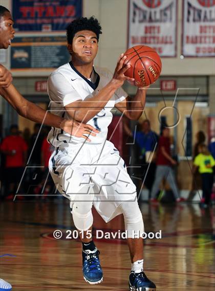 Thumbnail 2 in Price vs Sierra Canyon (CIF SoCal Regional D5 Final) photogallery.