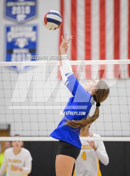 Thumbnail 3 in Marcos de Niza @ Mesquite photogallery.