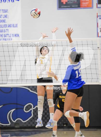 Thumbnail 3 in Marcos de Niza @ Mesquite photogallery.