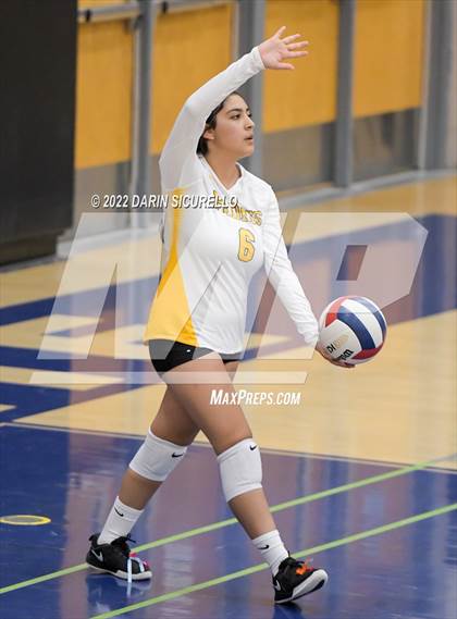 Thumbnail 2 in Marcos de Niza @ Mesquite photogallery.