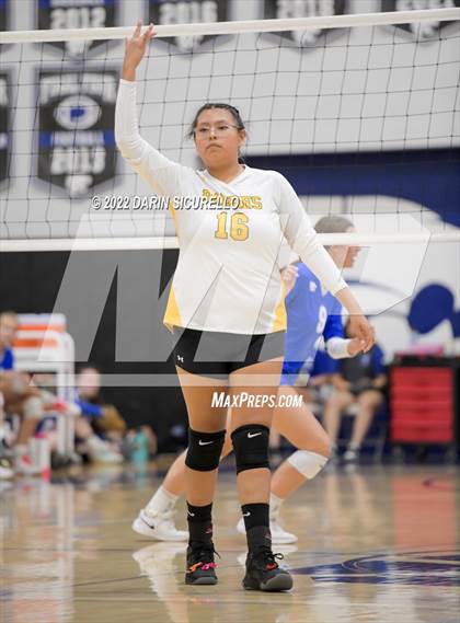 Thumbnail 1 in Marcos de Niza @ Mesquite photogallery.