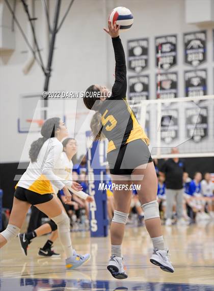 Thumbnail 2 in Marcos de Niza @ Mesquite photogallery.