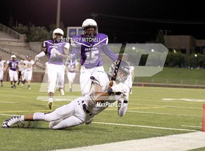 Thumbnail 3 in Walker Valley vs. Chattanooga Central (Chattanooga Kickoff Classic) photogallery.