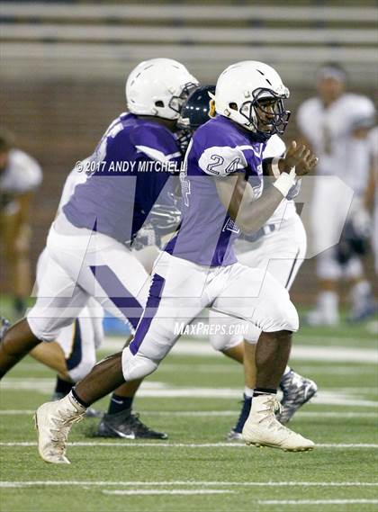 Thumbnail 3 in Walker Valley vs. Chattanooga Central (Chattanooga Kickoff Classic) photogallery.