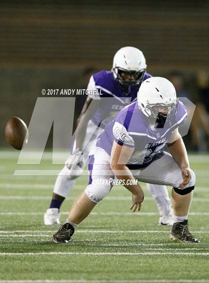 Thumbnail 2 in Walker Valley vs. Chattanooga Central (Chattanooga Kickoff Classic) photogallery.