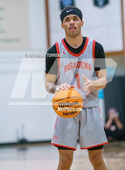 Thumbnail 2 in Irvine vs. Pasadena (CIF-SS Div 2A Round 2) photogallery.