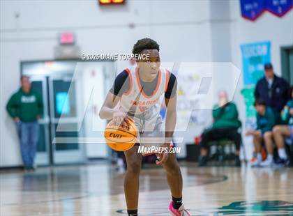 Thumbnail 1 in Irvine vs. Pasadena (CIF-SS Div 2A Round 2) photogallery.