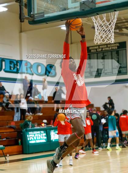 Thumbnail 3 in Irvine vs. Pasadena (CIF-SS Div 2A Round 2) photogallery.