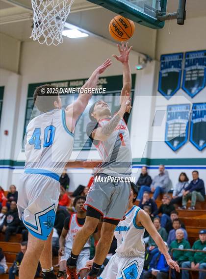 Thumbnail 3 in Irvine vs. Pasadena (CIF-SS Div 2A Round 2) photogallery.
