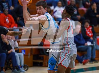 Thumbnail 2 in Irvine vs. Pasadena (CIF-SS Div 2A Round 2) photogallery.