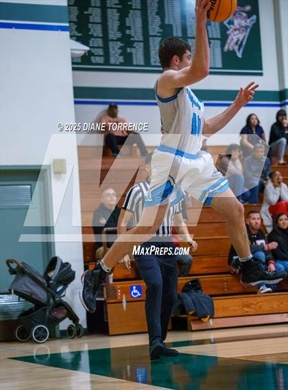 Thumbnail 2 in Irvine vs. Pasadena (CIF-SS Div 2A Round 2) photogallery.