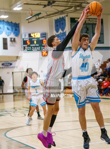 Thumbnail 1 in Irvine vs. Pasadena (CIF-SS Div 2A Round 2) photogallery.