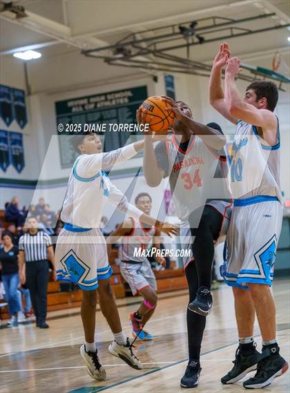Thumbnail 3 in Irvine vs. Pasadena (CIF-SS Div 2A Round 2) photogallery.