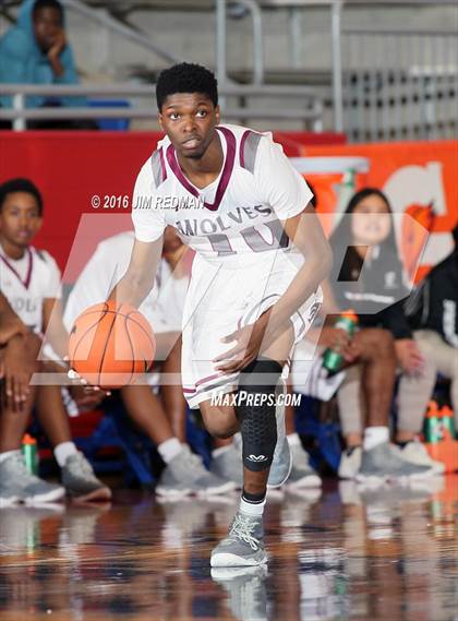 Thumbnail 3 in Mansfield Timberview vs Carver (Thanksgiving Hoopfest) photogallery.