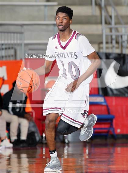 Thumbnail 1 in Mansfield Timberview vs Carver (Thanksgiving Hoopfest) photogallery.