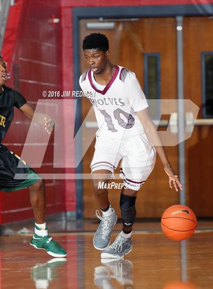 Thumbnail 2 in Mansfield Timberview vs Carver (Thanksgiving Hoopfest) photogallery.