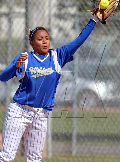 Thumbnail 2 in Buhach Colony vs Waterford (Ceres Tournament) photogallery.