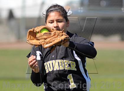 Thumbnail 2 in Buhach Colony vs Waterford (Ceres Tournament) photogallery.