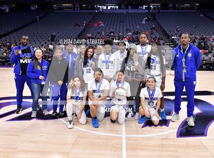 Thumbnail 2 in Oakland (CIF State D5 Awards) photogallery.