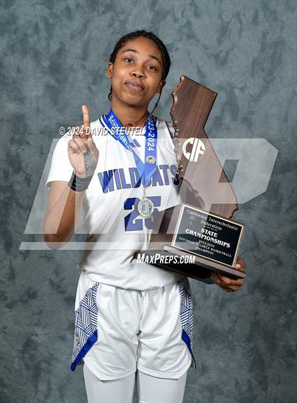 Thumbnail 2 in Oakland (CIF State D5 Awards) photogallery.