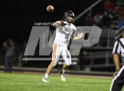 Thumbnail 2 in Amanda-Clearcreek @ Circleville photogallery.