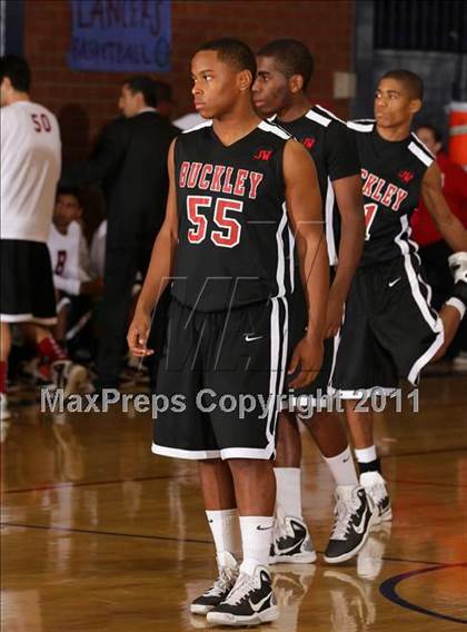 Thumbnail 3 in La Salle vs. Buckley (CIF SS Playoffs) photogallery.