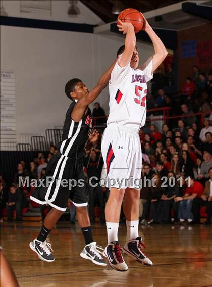 Thumbnail 1 in La Salle vs. Buckley (CIF SS Playoffs) photogallery.